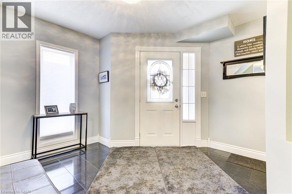 39 Karalee Crescent, Cambridge, Ontario  N3C 4H3 - Photo 6 - 40802357