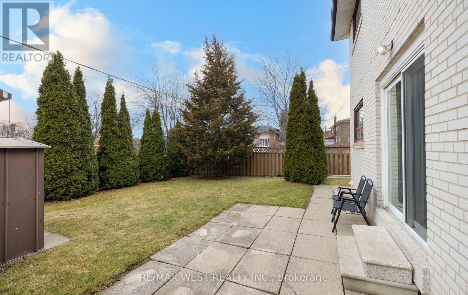 61 Stilecroft Drive, Toronto (York University Heights), Ontario  M3J 1A6 - Photo 47 - W12914552