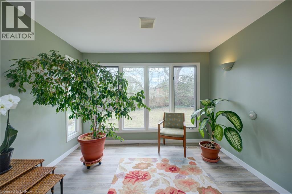 9 Summerhayes Crescent, Brantford, Ontario  N3R 5H9 - Photo 21 - 40810330