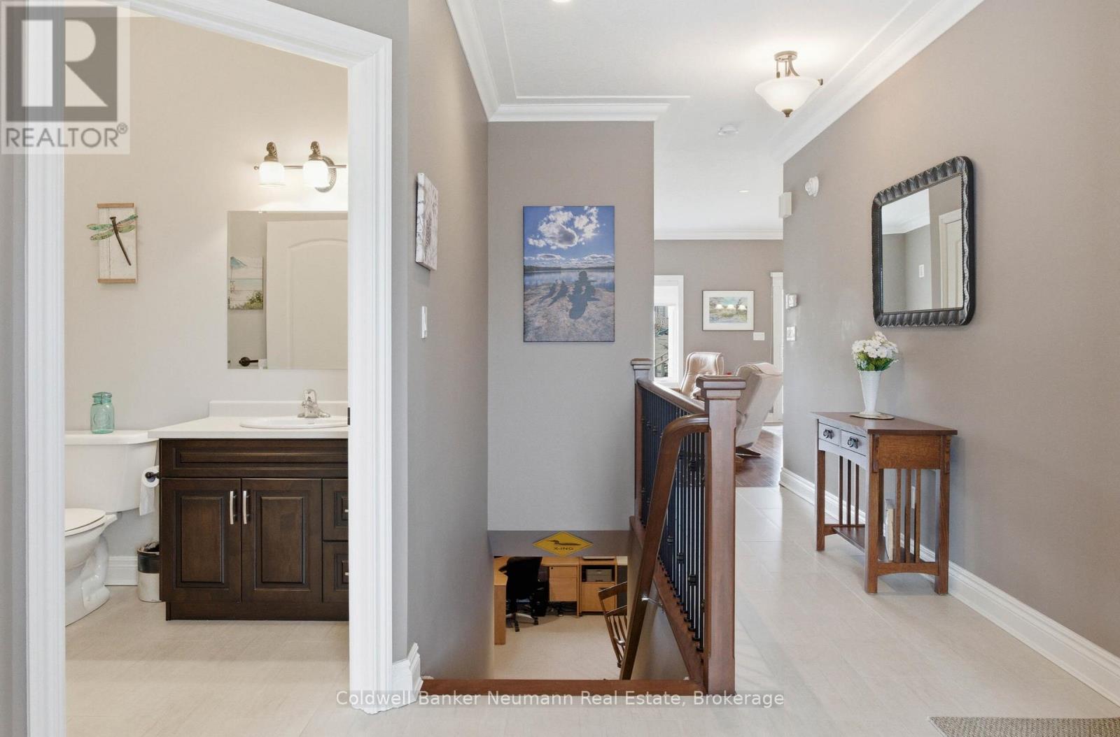 12 Brown Street S, Minto, Ontario  N0G 1M0 - Photo 8 - X12918044