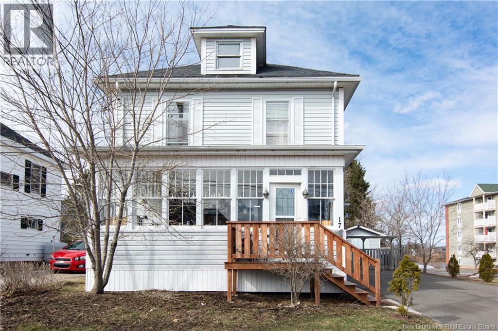 17 Chapman Street, Moncton, New Brunswick  E1E 1K6 - Photo 1 - NB135483