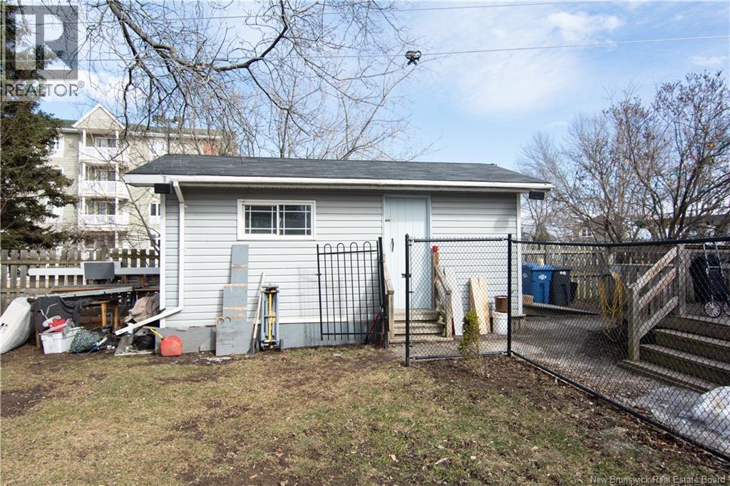 17 Chapman Street, Moncton, New Brunswick  E1E 1K6 - Photo 19 - NB135483