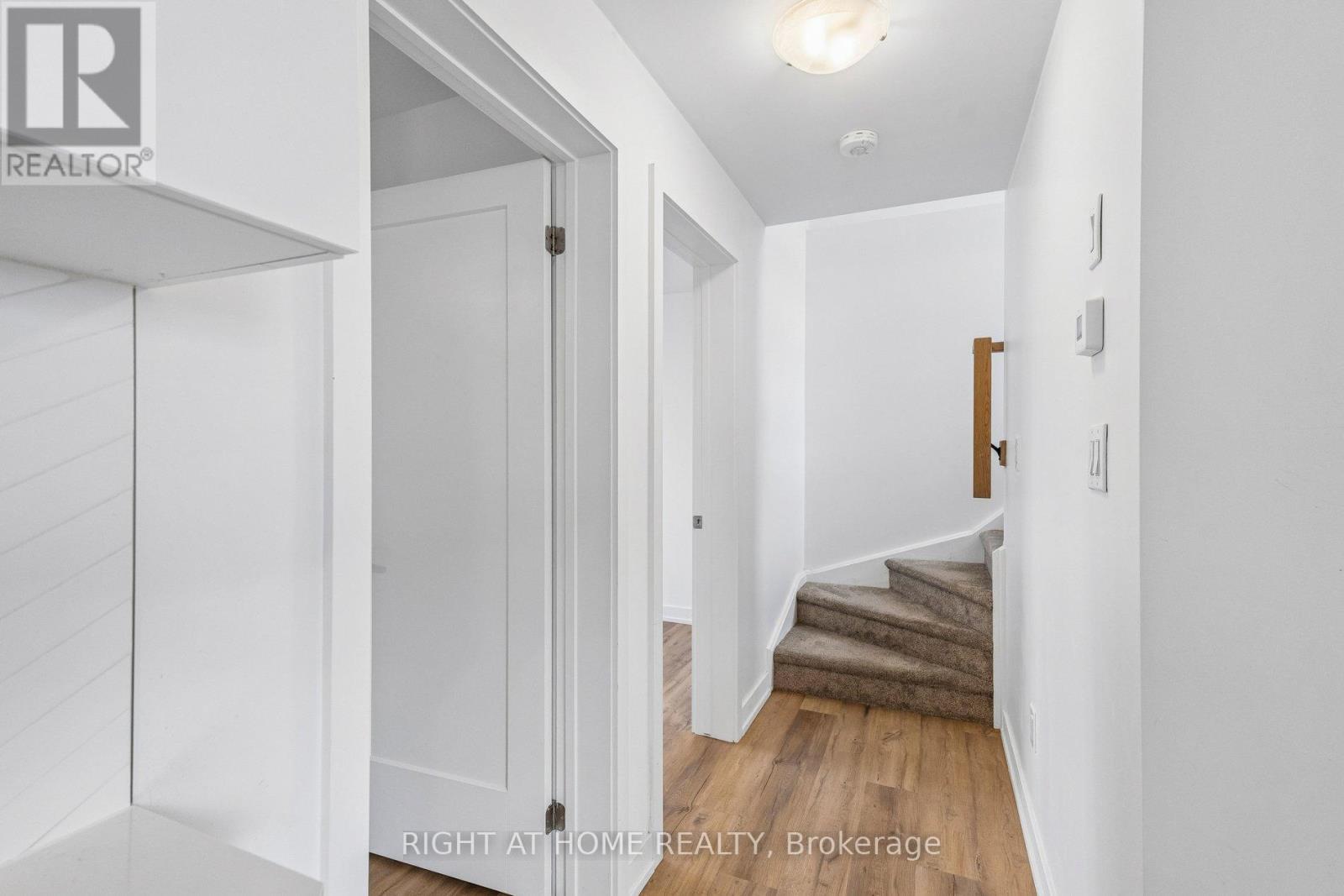 212 - 4263 Fourth Avenue, Niagara Falls, Ontario  L2E 0C2 - Photo 6 - X12899304