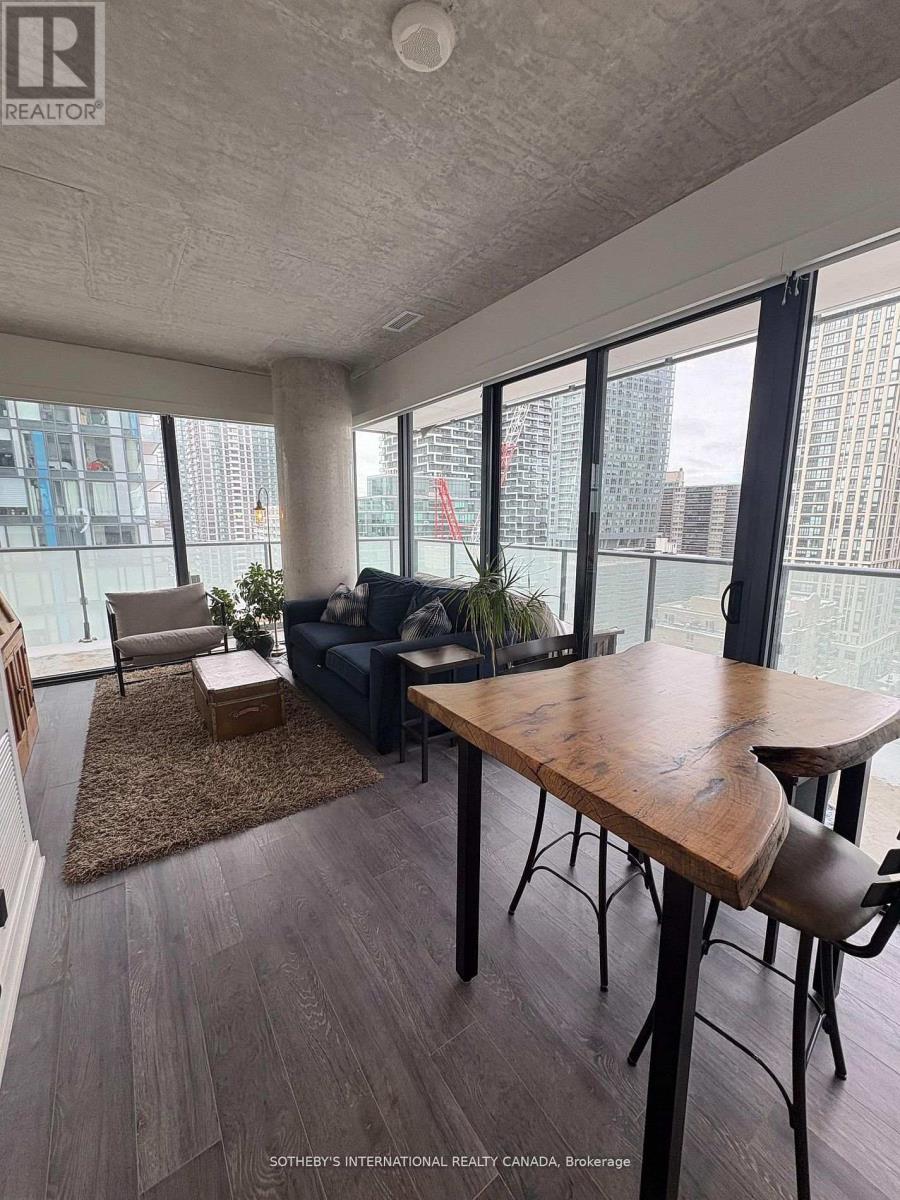 1203 - 185 Roehampton Avenue, Toronto (Mount Pleasant West), Ontario  M4P 1R4 - Photo 2 - C12918124