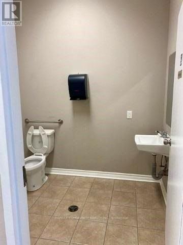 1 - 2020 Ellesmere Road, Toronto (Woburn), Ontario  M1H 2Z8 - Photo 3 - E12918108