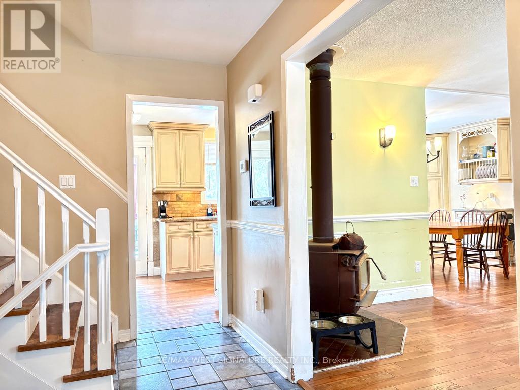 8460 17th Side Road, King, Ontario  L7E 5R7 - Photo 11 - N12918066