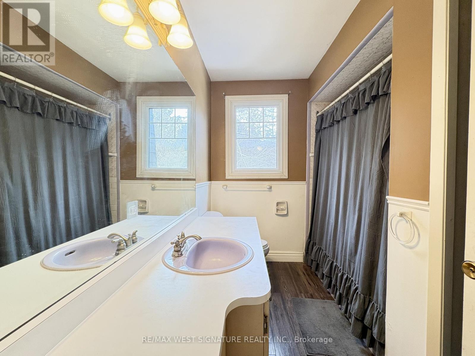 8460 17th Side Road, King, Ontario  L7E 5R7 - Photo 24 - N12918066