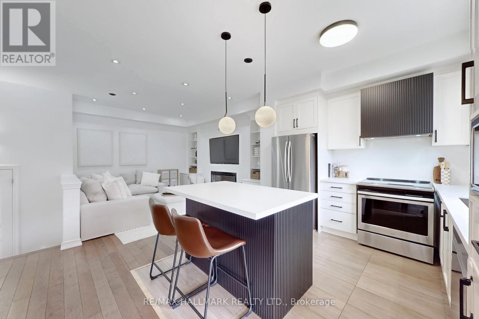 19 Wimshaw Lane, Whitchurch-Stouffville, Ontario L4A 1Y5 - Photo 12 - N12918114