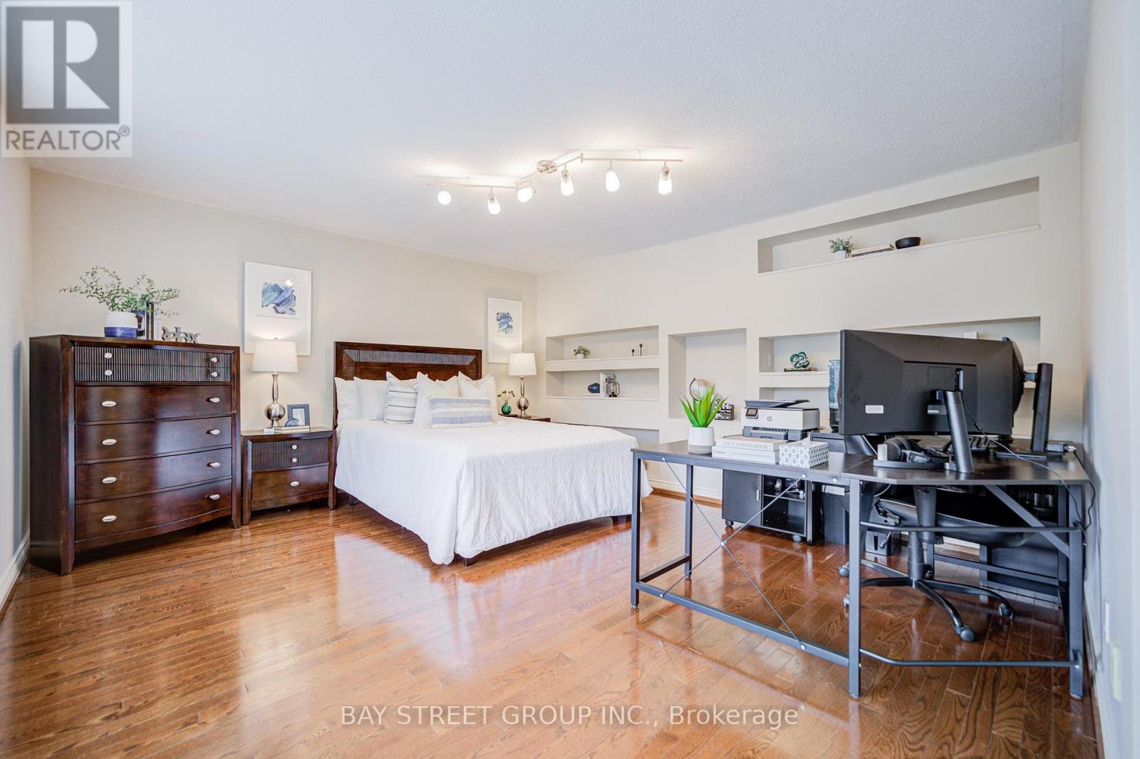 856 Wildrush Place, Newmarket, Ontario  L3X 1L7 - Photo 35 - N12918116