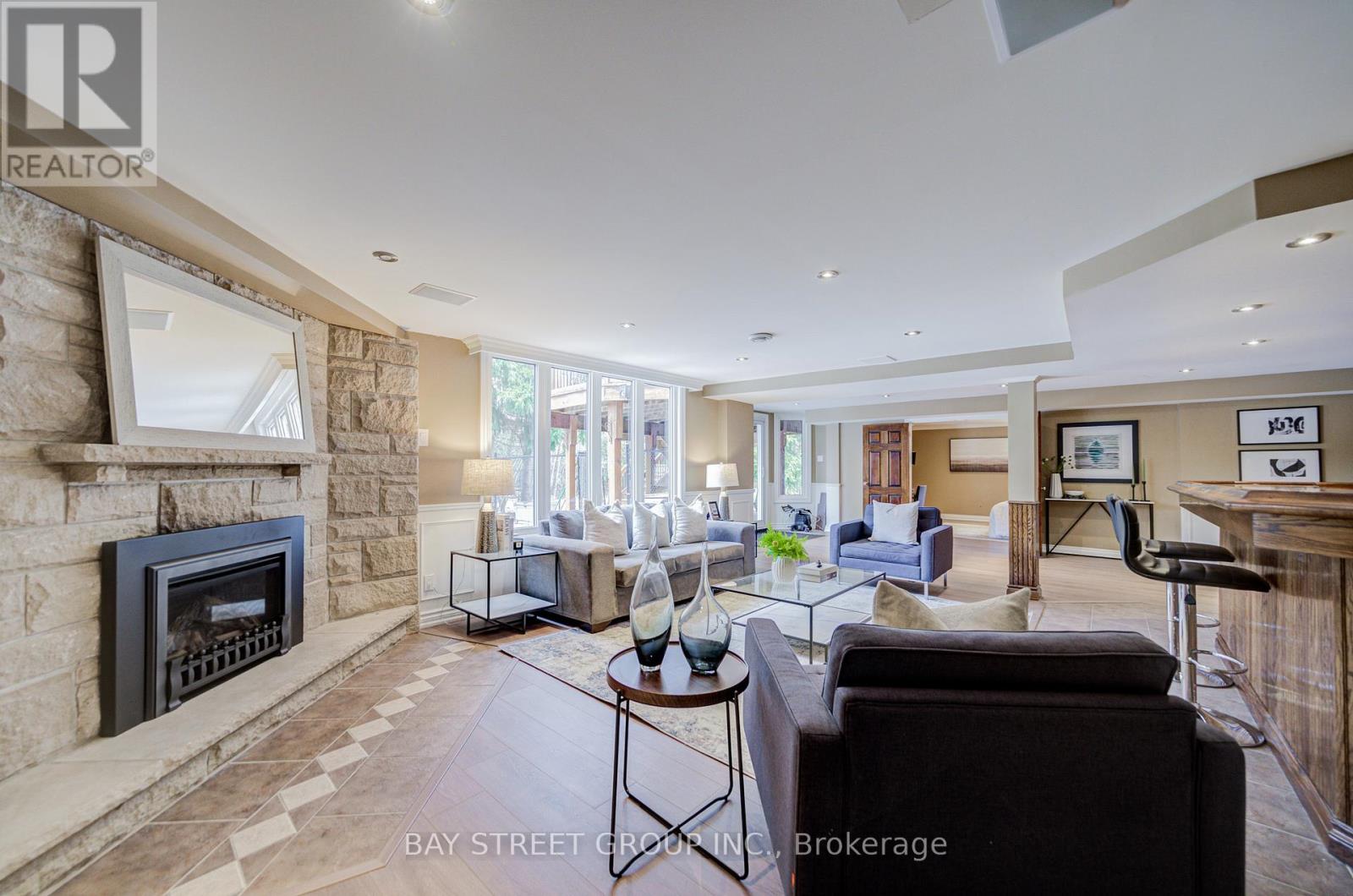 856 Wildrush Place, Newmarket, Ontario  L3X 1L7 - Photo 38 - N12918116