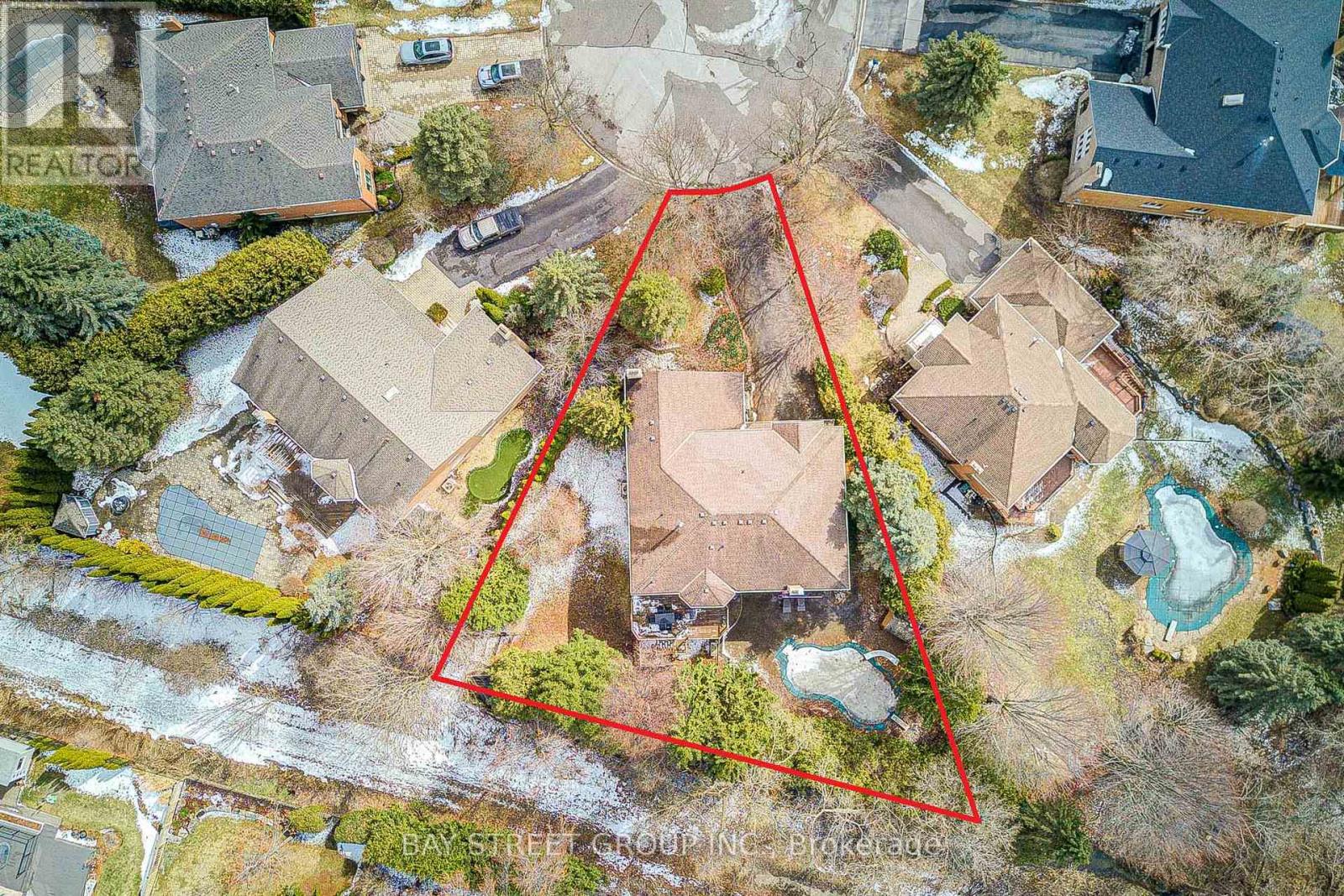 856 Wildrush Place, Newmarket, Ontario  L3X 1L7 - Photo 5 - N12918116