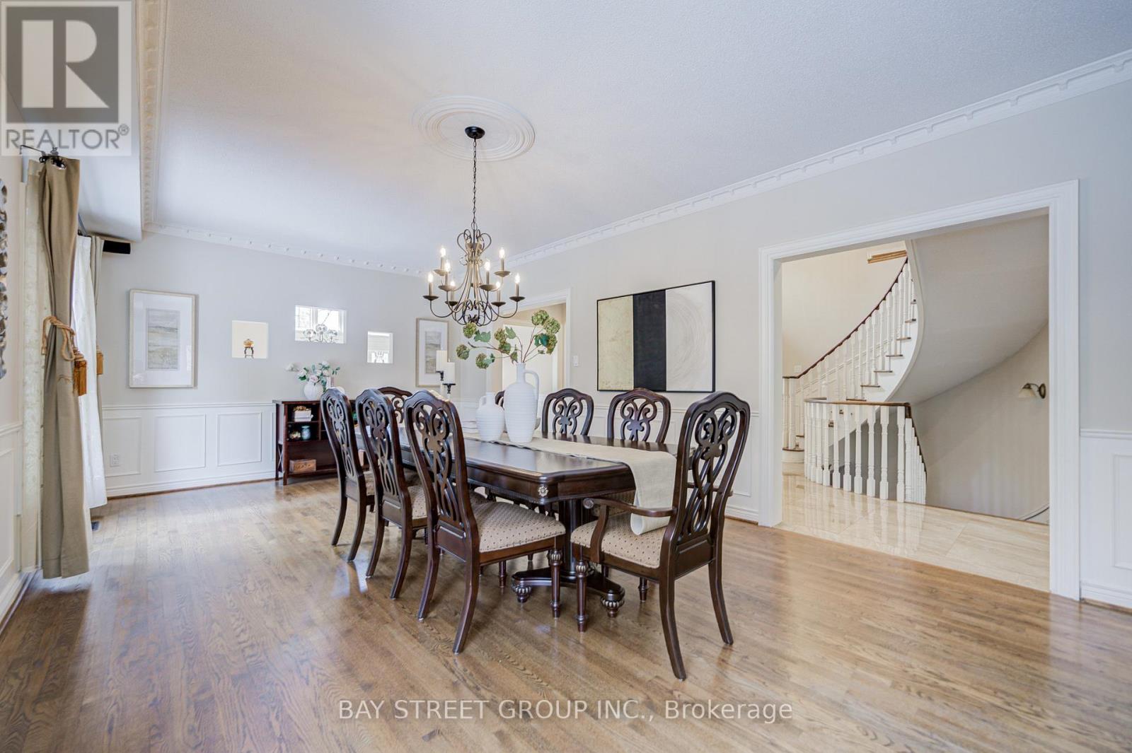 856 Wildrush Place, Newmarket, Ontario  L3X 1L7 - Photo 9 - N12918116