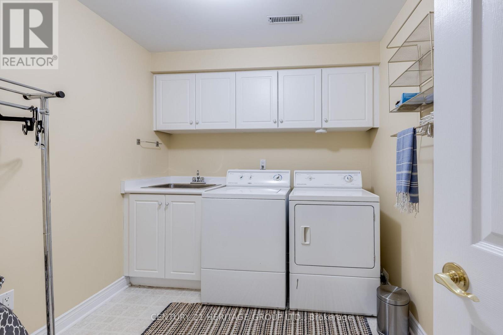 3 - 48 Sunset Boulevard, New Tecumseth, Ontario  L9R 1Z5 - Photo 29 - N12918126