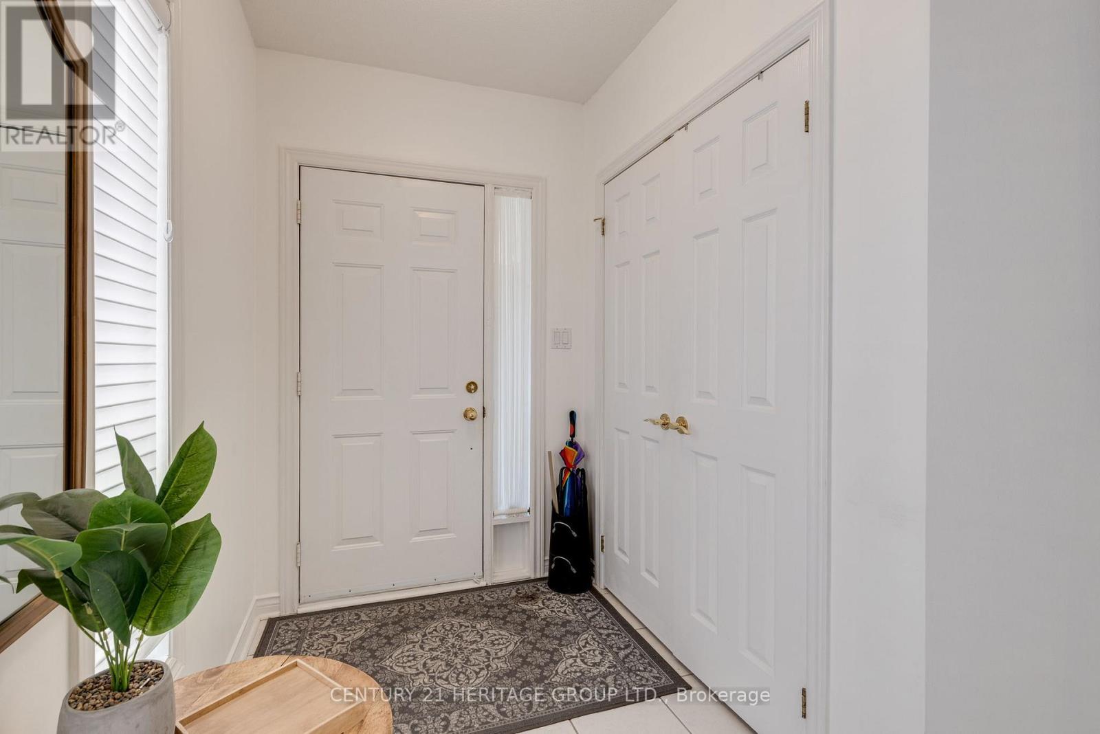 3 - 48 Sunset Boulevard, New Tecumseth, Ontario  L9R 1Z5 - Photo 5 - N12918126