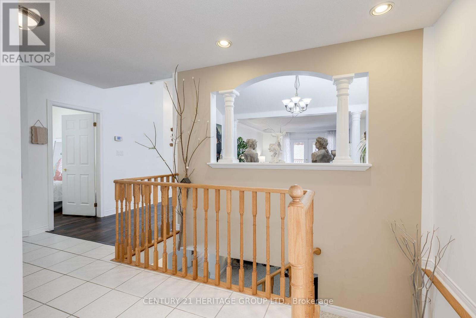 3 - 48 Sunset Boulevard, New Tecumseth, Ontario  L9R 1Z5 - Photo 7 - N12918126