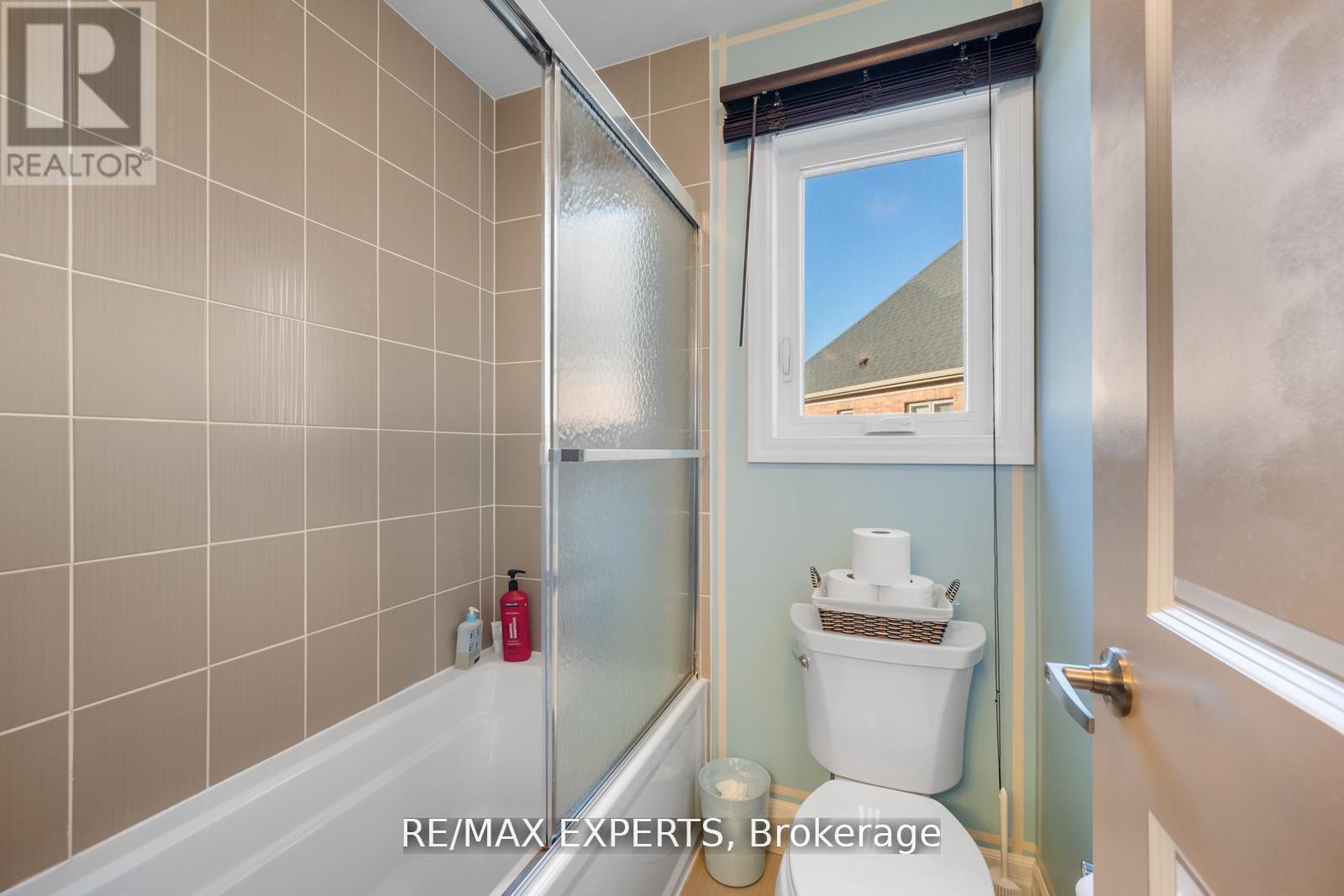 50 Lilly Valley Crescent, King (King City), Ontario  L7B 0B5 - Photo 38 - N12918134