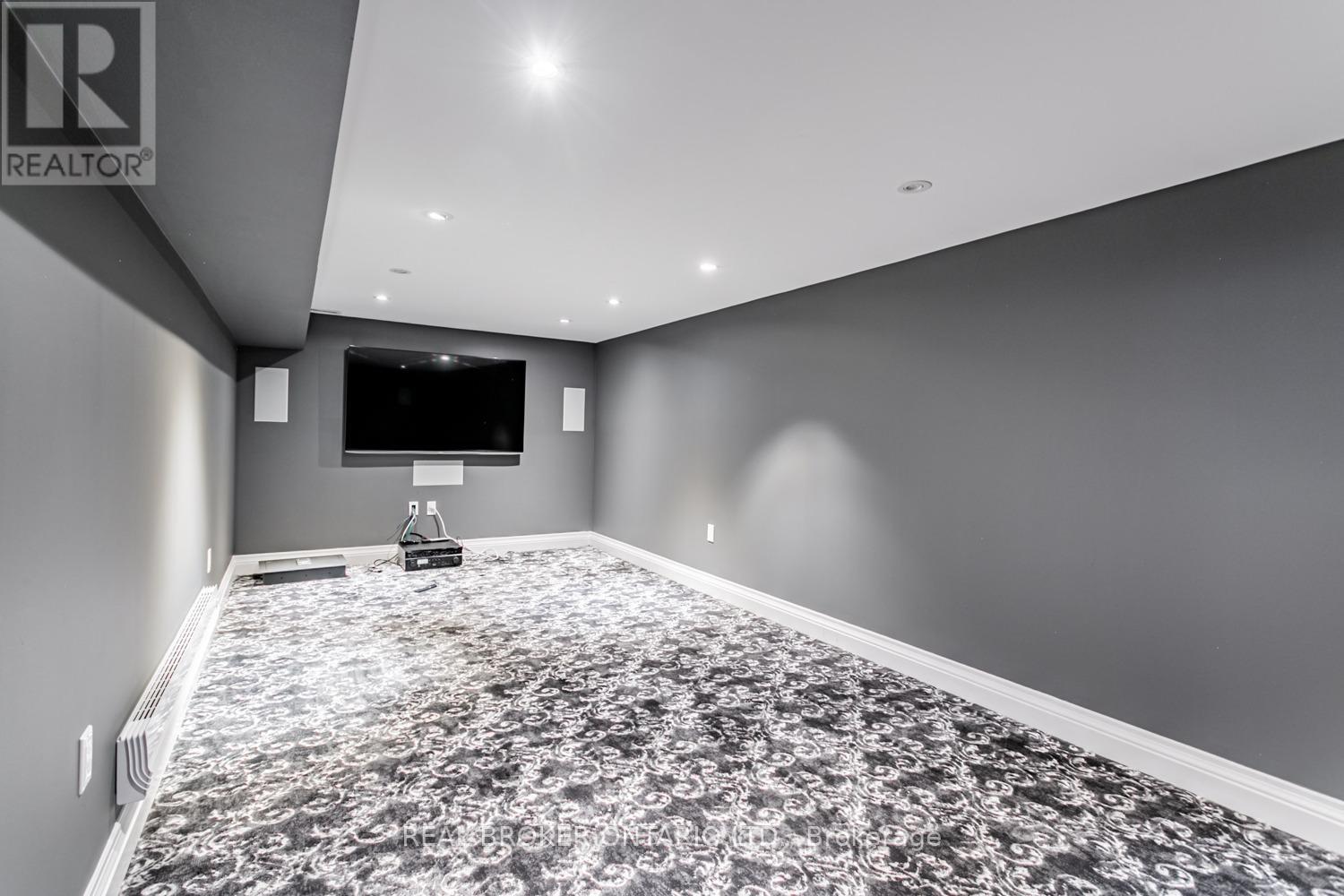 B - 47 Highgate Road, Toronto, Ontario  M8X 2B4 - Photo 18 - W12751474