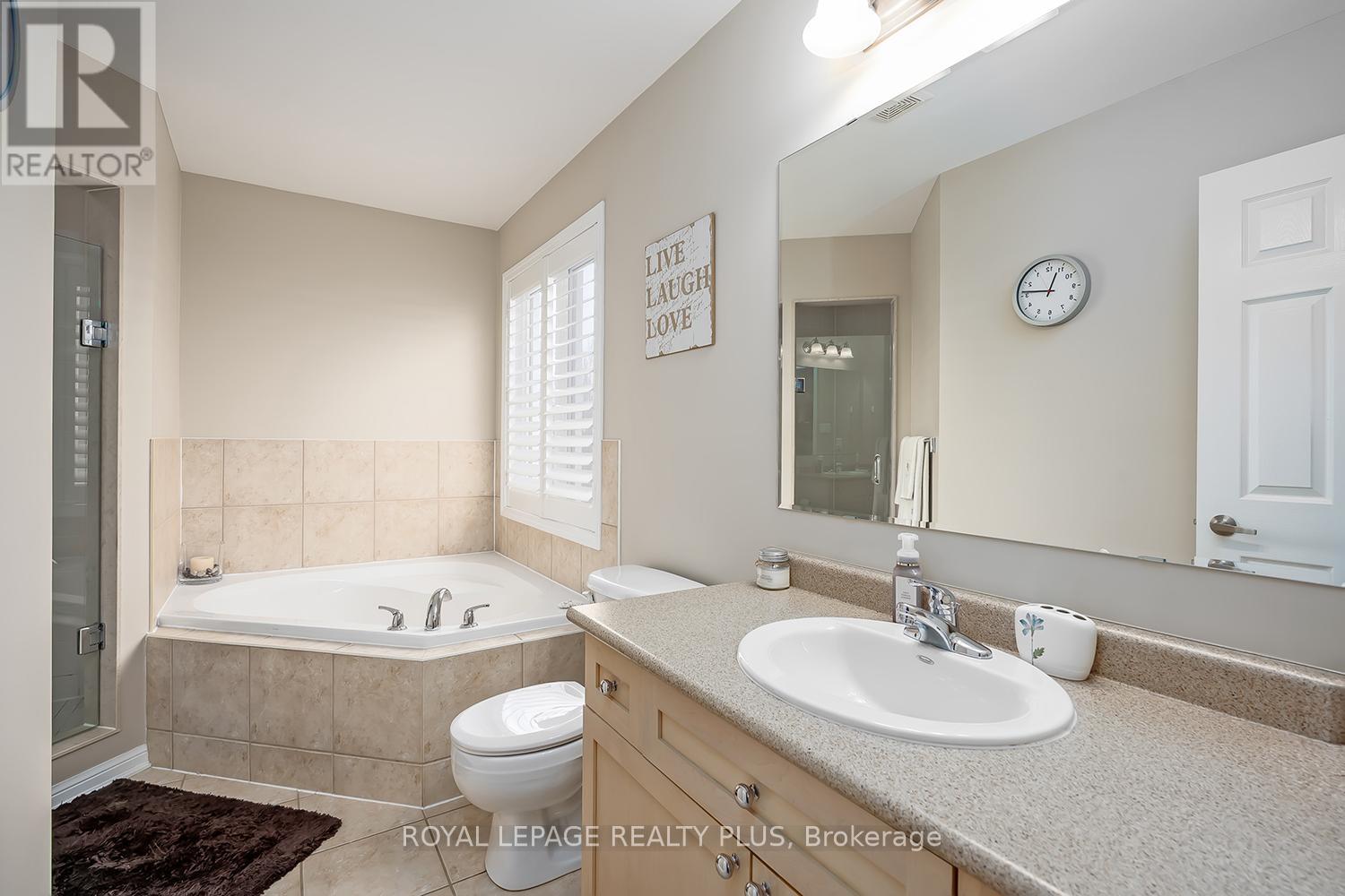 329 Tonelli Lane, Milton, Ontario  L9T 0N8 - Photo 19 - W12803296