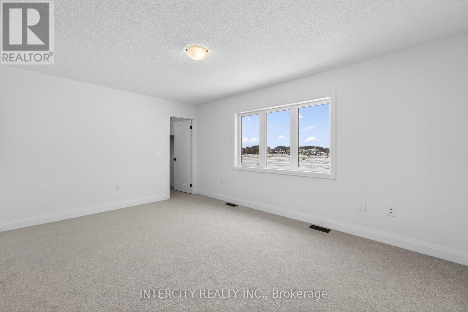 34 Legacy Circle, Wasaga Beach, Ontario  L9Z 0M5 - Photo 45 - S12917010