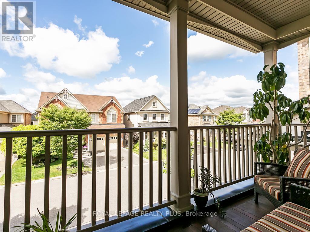 329 Tonelli Lane, Milton, Ontario  L9T 0N8 - Photo 8 - W12803296