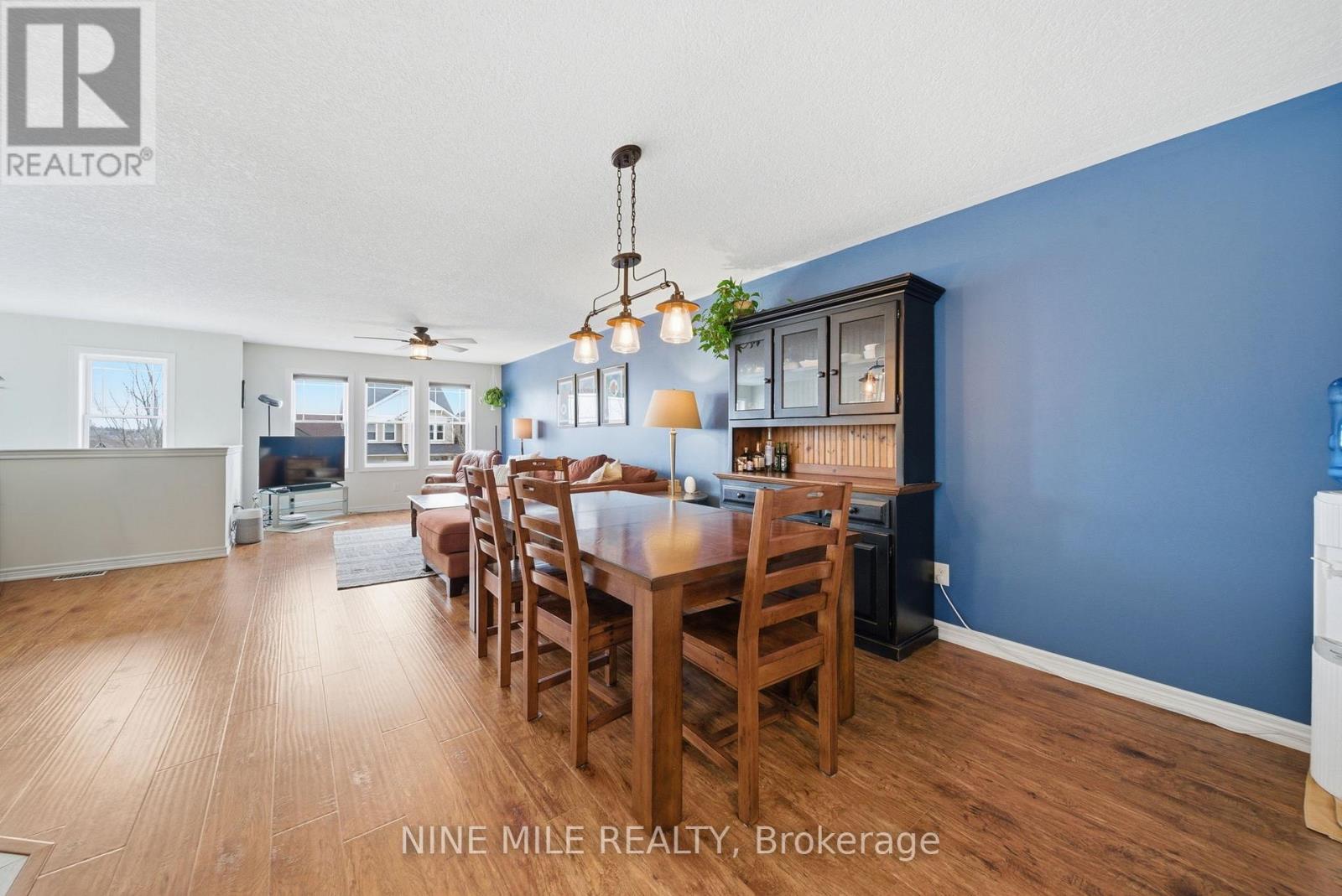 100 Pearl Drive, Orillia, Ontario  L3V 0A7 - Photo 3 - S12918078