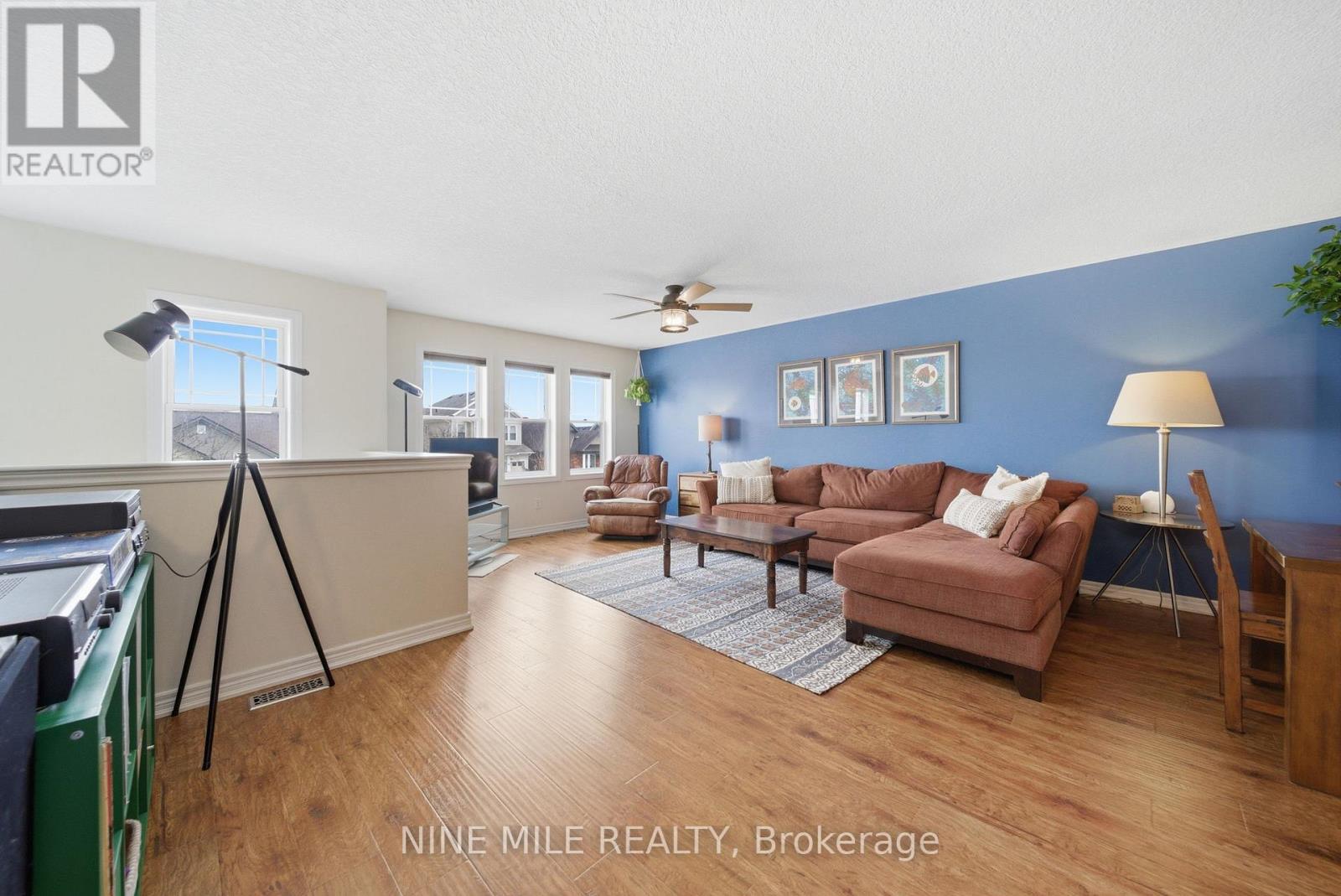 100 Pearl Drive, Orillia, Ontario  L3V 0A7 - Photo 4 - S12918078