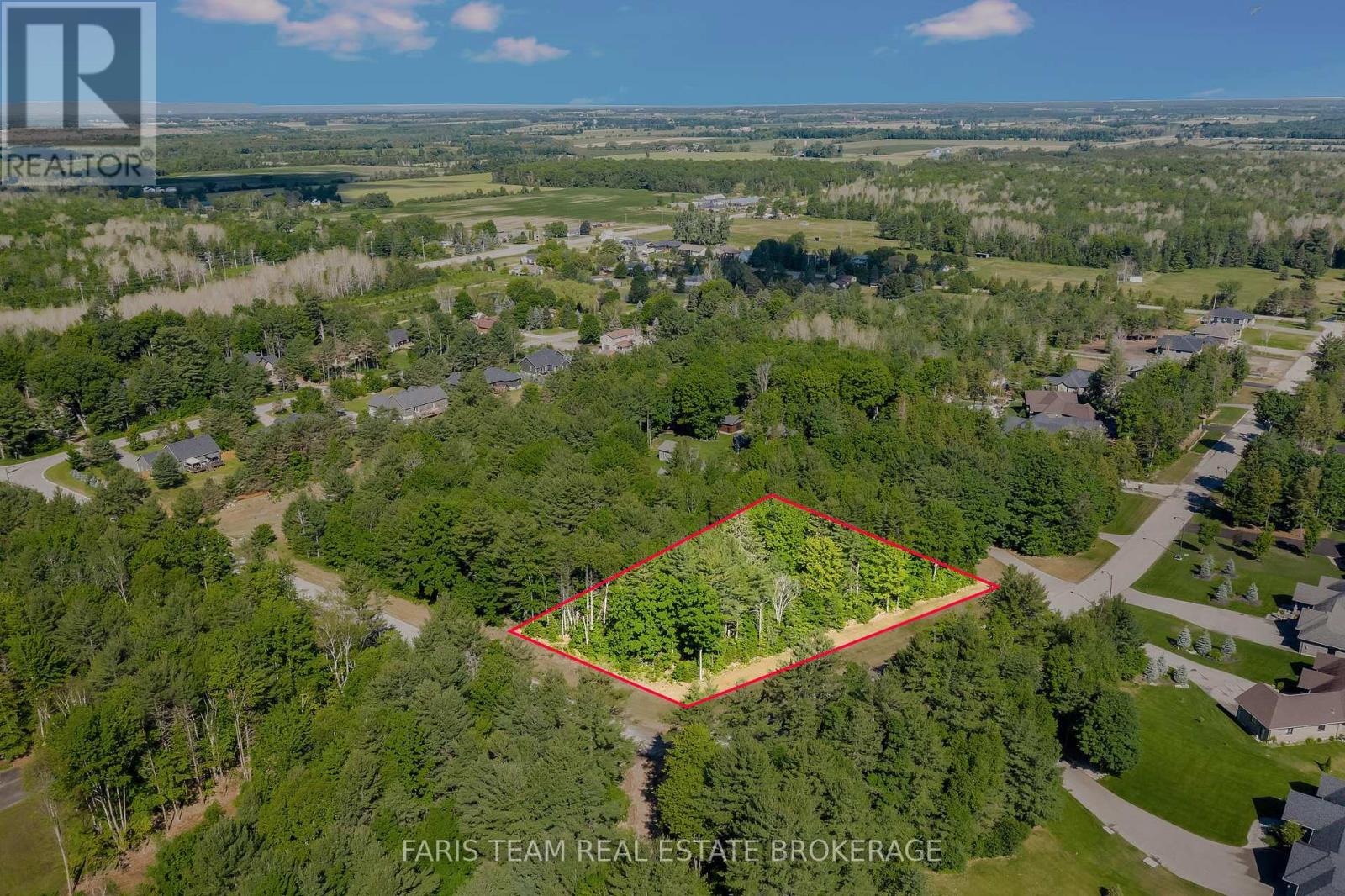 37 MARNI LANE, Springwater, Ontario