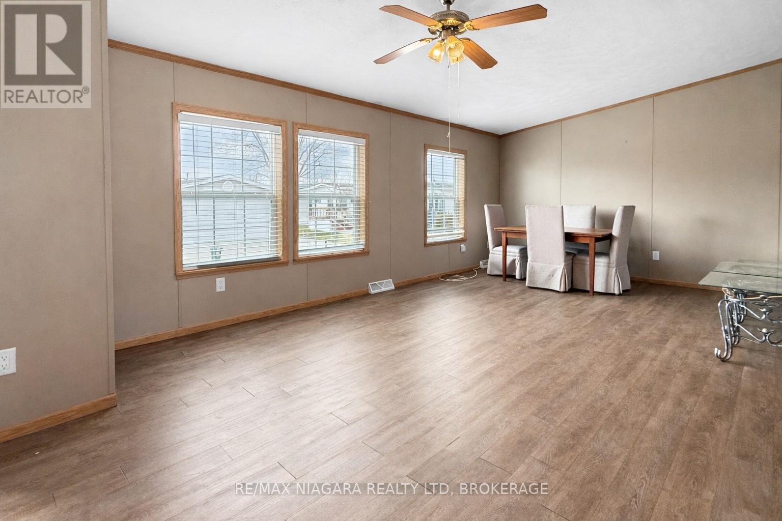 260 - 3033 Townline Road, Fort Erie, Ontario  L0S 1S1 - Photo 3 - X12609598