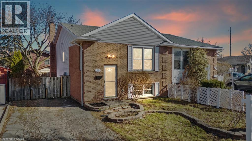 121 Rockwood Avenue, St. Catharines, Ontario  L2P 3S1 - Photo 2 - 40814886