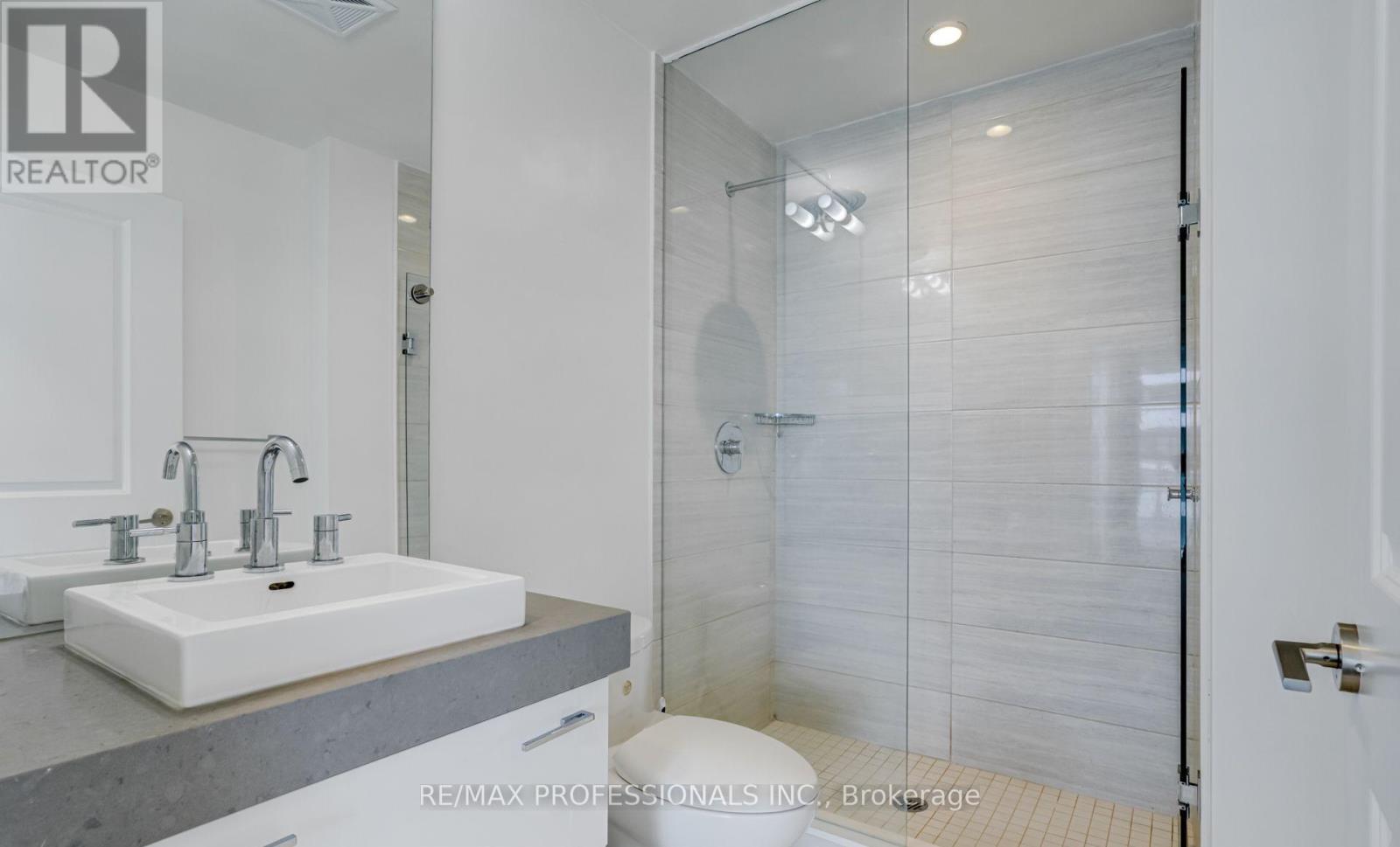 2903 - 33 Shore Breeze Drive, Toronto, Ontario  M8V 0G1 - Photo 10 - W12918058