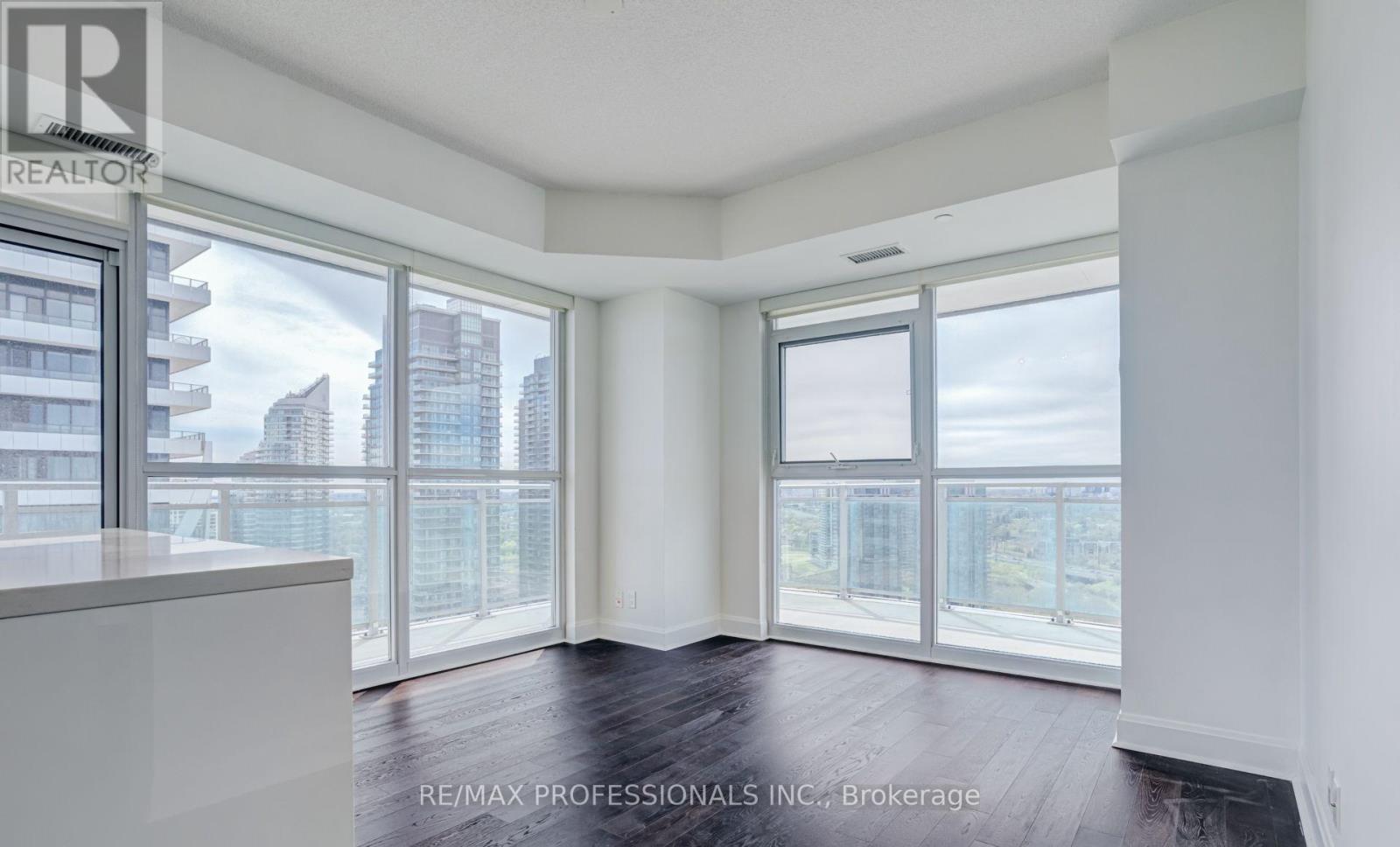 2903 - 33 Shore Breeze Drive, Toronto, Ontario  M8V 0G1 - Photo 2 - W12918058