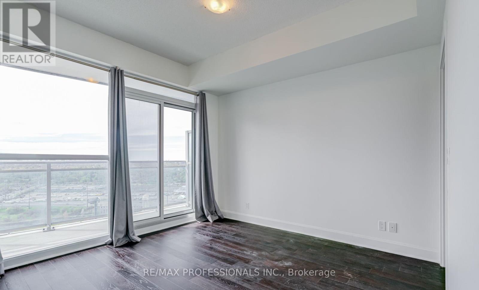 2903 - 33 Shore Breeze Drive, Toronto, Ontario  M8V 0G1 - Photo 8 - W12918058