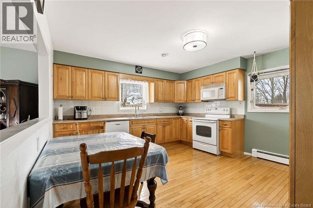 88 Masters Road, Moncton, New Brunswick  E1A 4S3 - Photo 11 - NB135737