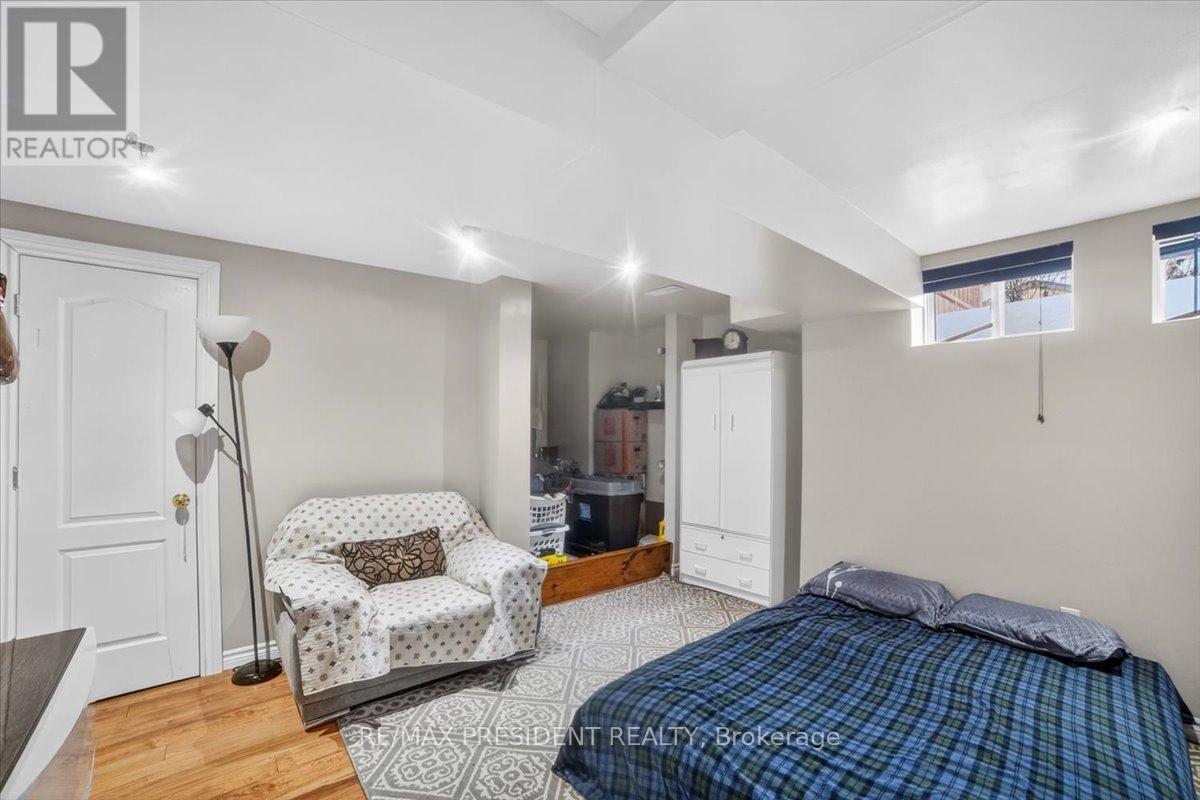 2957 Jackson Drive, Burlington, Ontario  L7M 4K6 - Photo 30 - W12918084