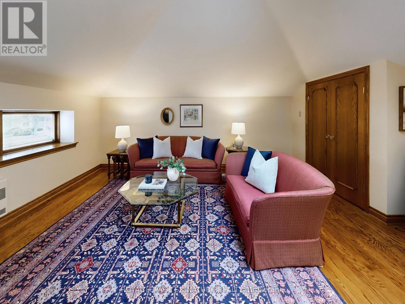 27 Knowland Drive, Toronto, Ontario  M9A 4L7 - Photo 12 - W12918110