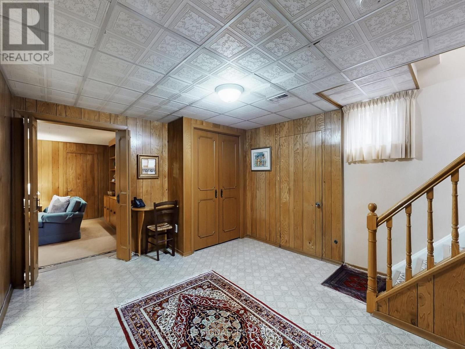 27 Knowland Drive, Toronto, Ontario  M9A 4L7 - Photo 30 - W12918110