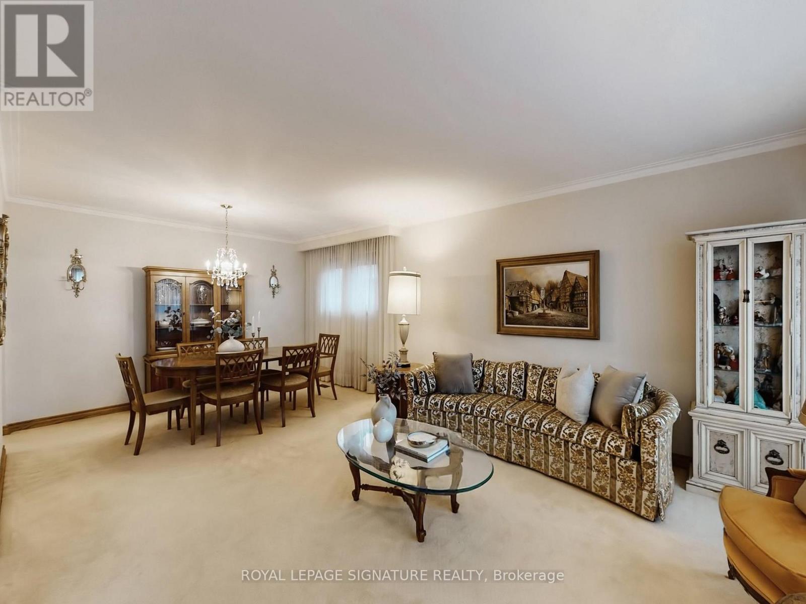 27 Knowland Drive, Toronto, Ontario  M9A 4L7 - Photo 8 - W12918110