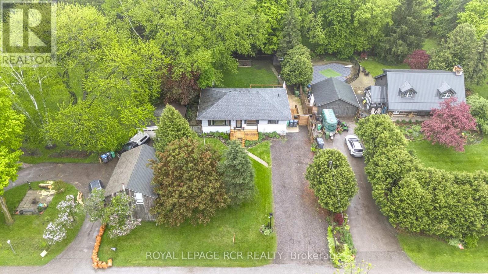 61 William Street E, Caledon, Ontario  L7K 1N7 - Photo 38 - W12918130