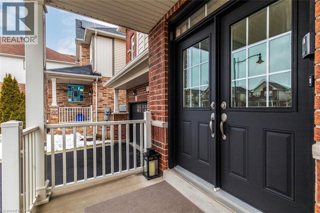 8 Bousfield Court, Waterdown, Ontario  L8B 0T3 - Photo 3 - 40806943