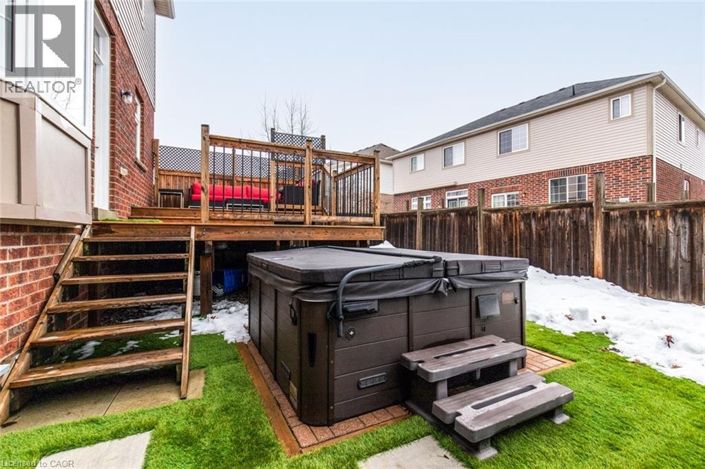 8 Bousfield Court, Waterdown, Ontario  L8B 0T3 - Photo 43 - 40806943