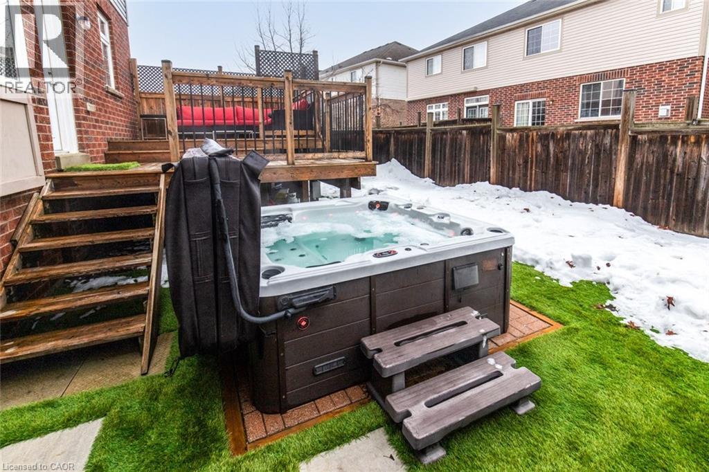 8 Bousfield Court, Waterdown, Ontario  L8B 0T3 - Photo 47 - 40806943