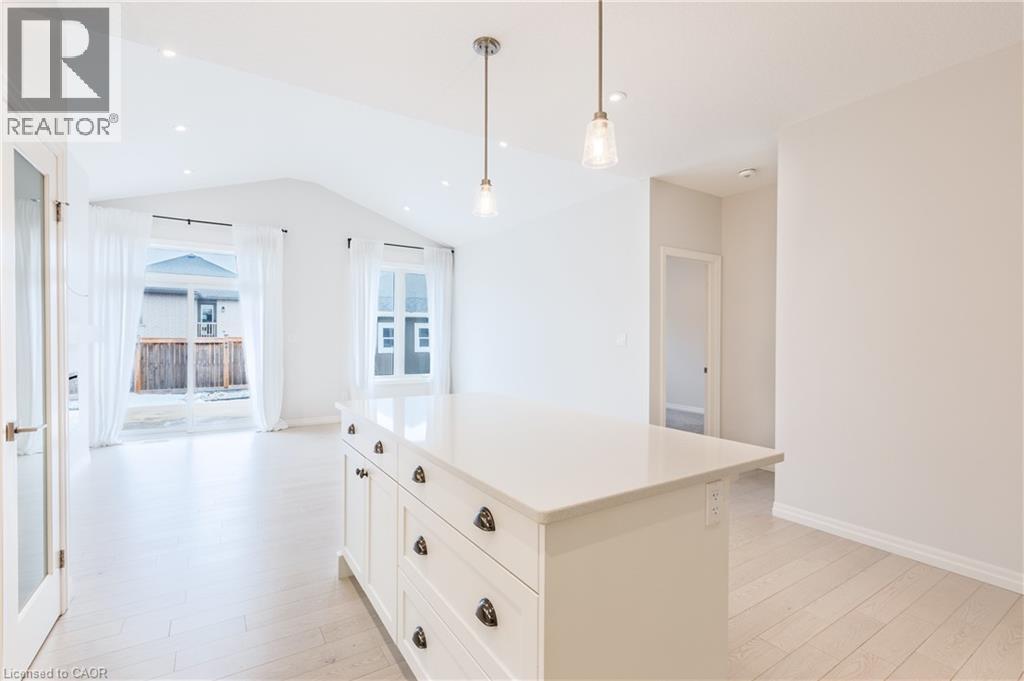 16 Renaissance Drive, St. Thomas, Ontario  N5T 0J9 - Photo 7 - 40809470