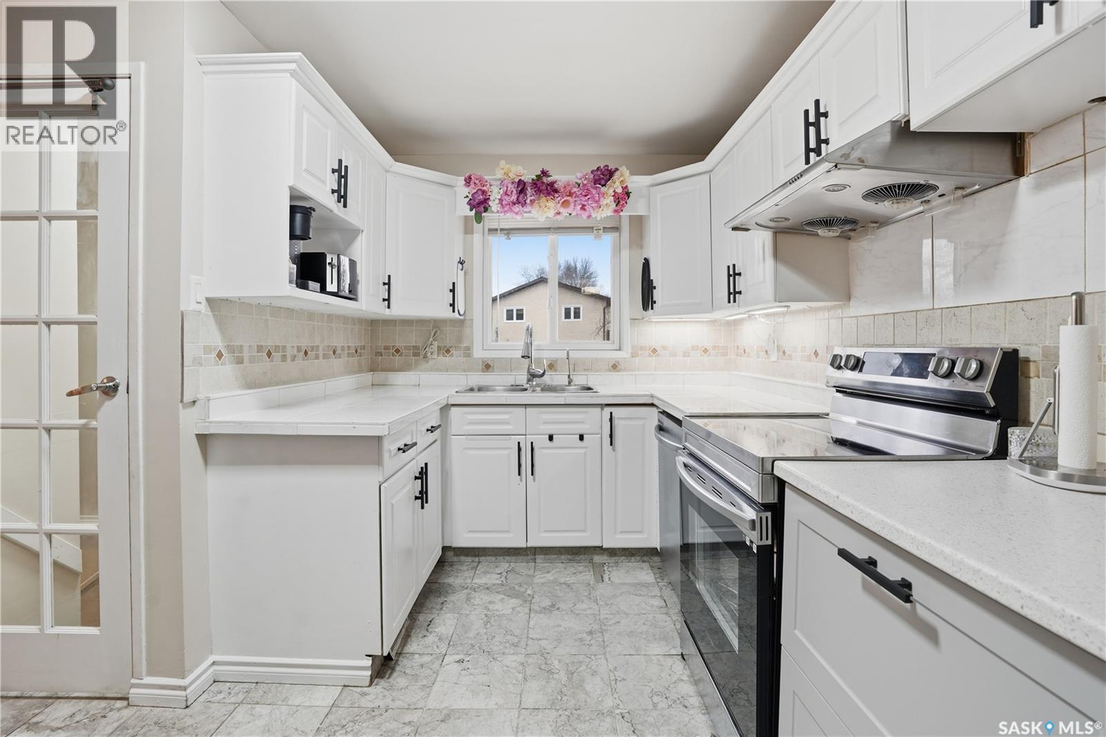 54 Scrivener Crescent, Regina, Saskatchewan  S4N 4V7 - Photo 11 - SK031238