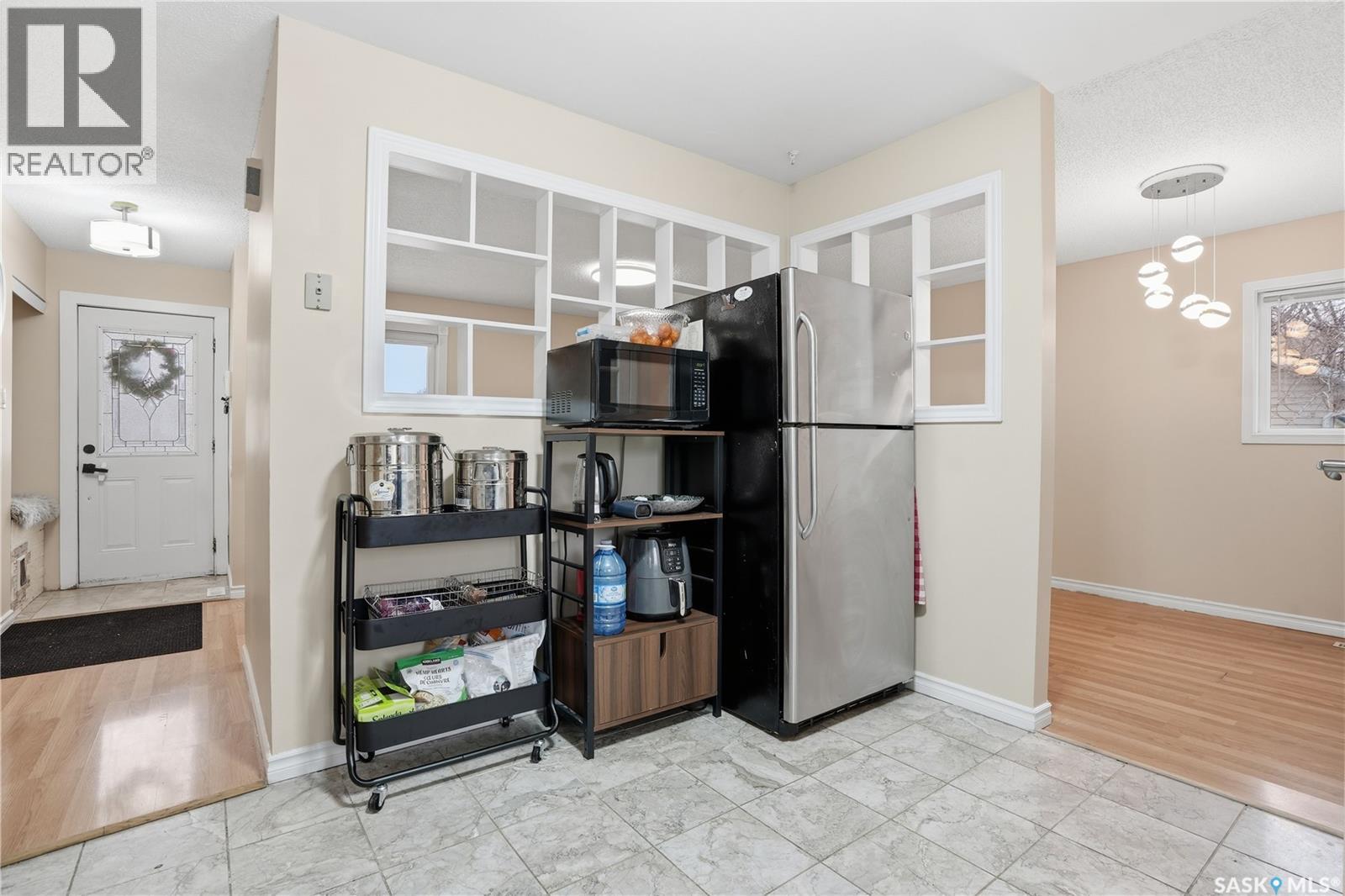 54 Scrivener Crescent, Regina, Saskatchewan  S4N 4V7 - Photo 12 - SK031238