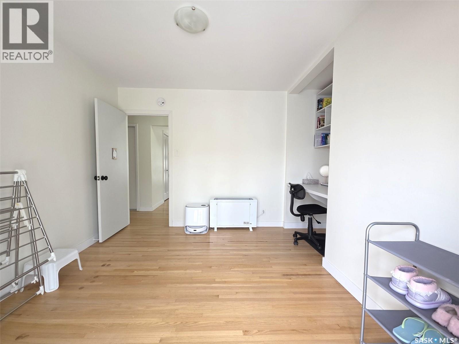 2712 Grant Road, Regina, Saskatchewan  S4S 5T5 - Photo 29 - SK031156