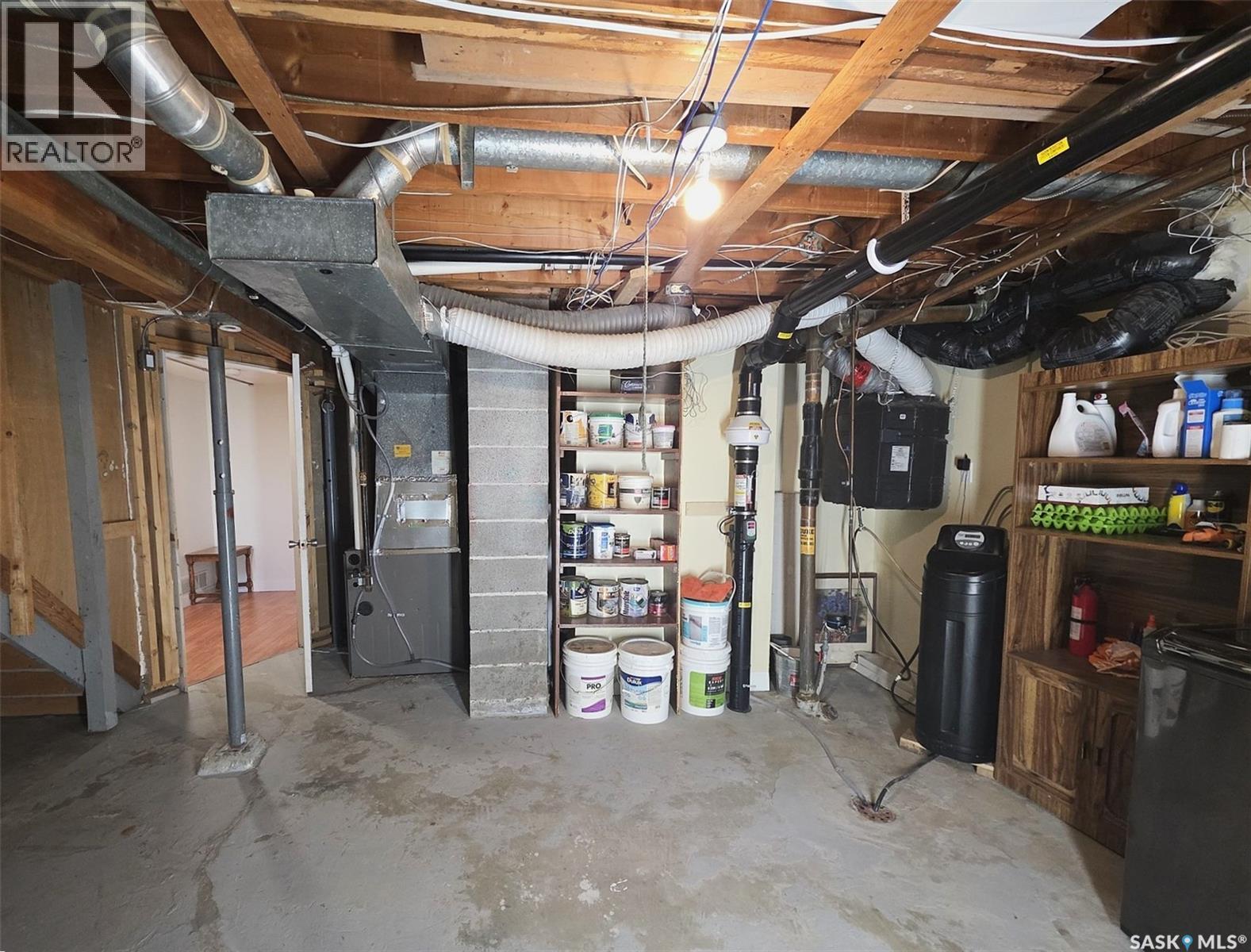 2712 Grant Road, Regina, Saskatchewan  S4S 5T5 - Photo 40 - SK031156