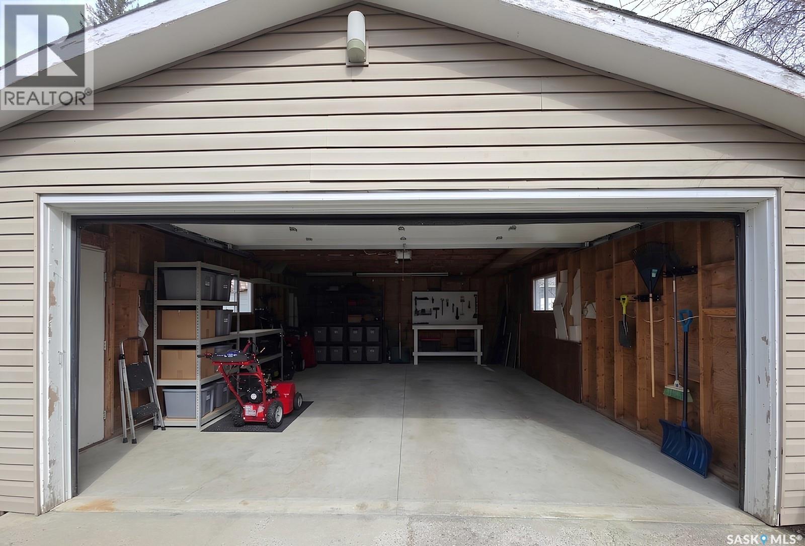 2712 Grant Road, Regina, Saskatchewan  S4S 5T5 - Photo 48 - SK031156