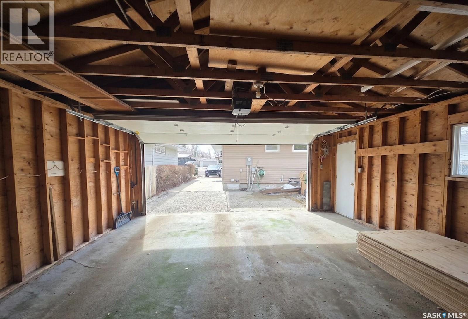 2712 Grant Road, Regina, Saskatchewan  S4S 5T5 - Photo 49 - SK031156