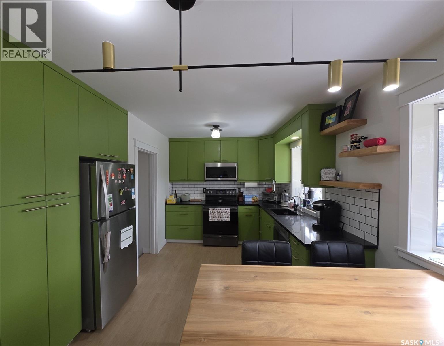 2712 Grant Road, Regina, Saskatchewan  S4S 5T5 - Photo 6 - SK031156