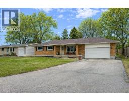 1822 ST. ANNE, Tecumseh, Ontario